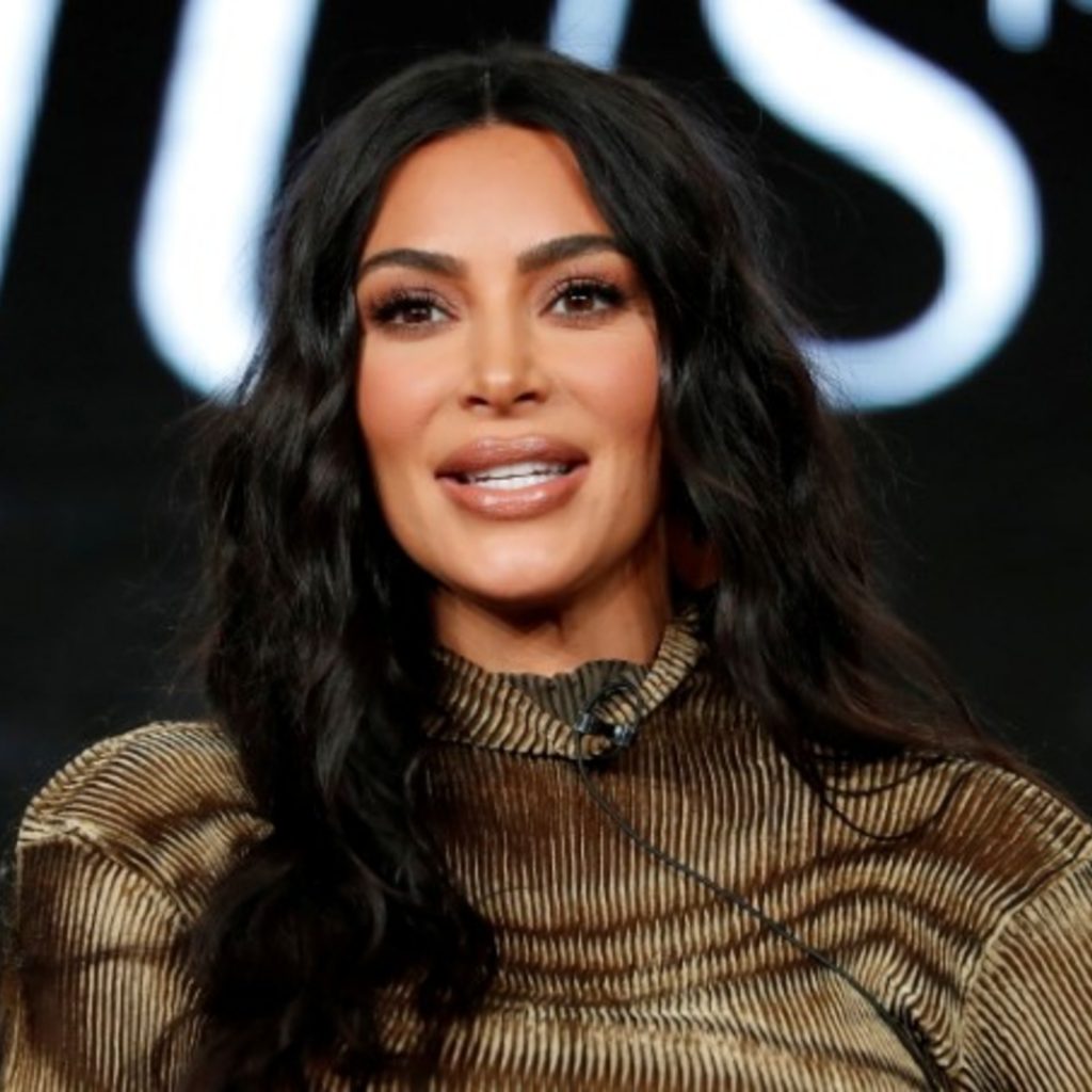 Kim Kardashian comenta relação com Kanye West após divórcio