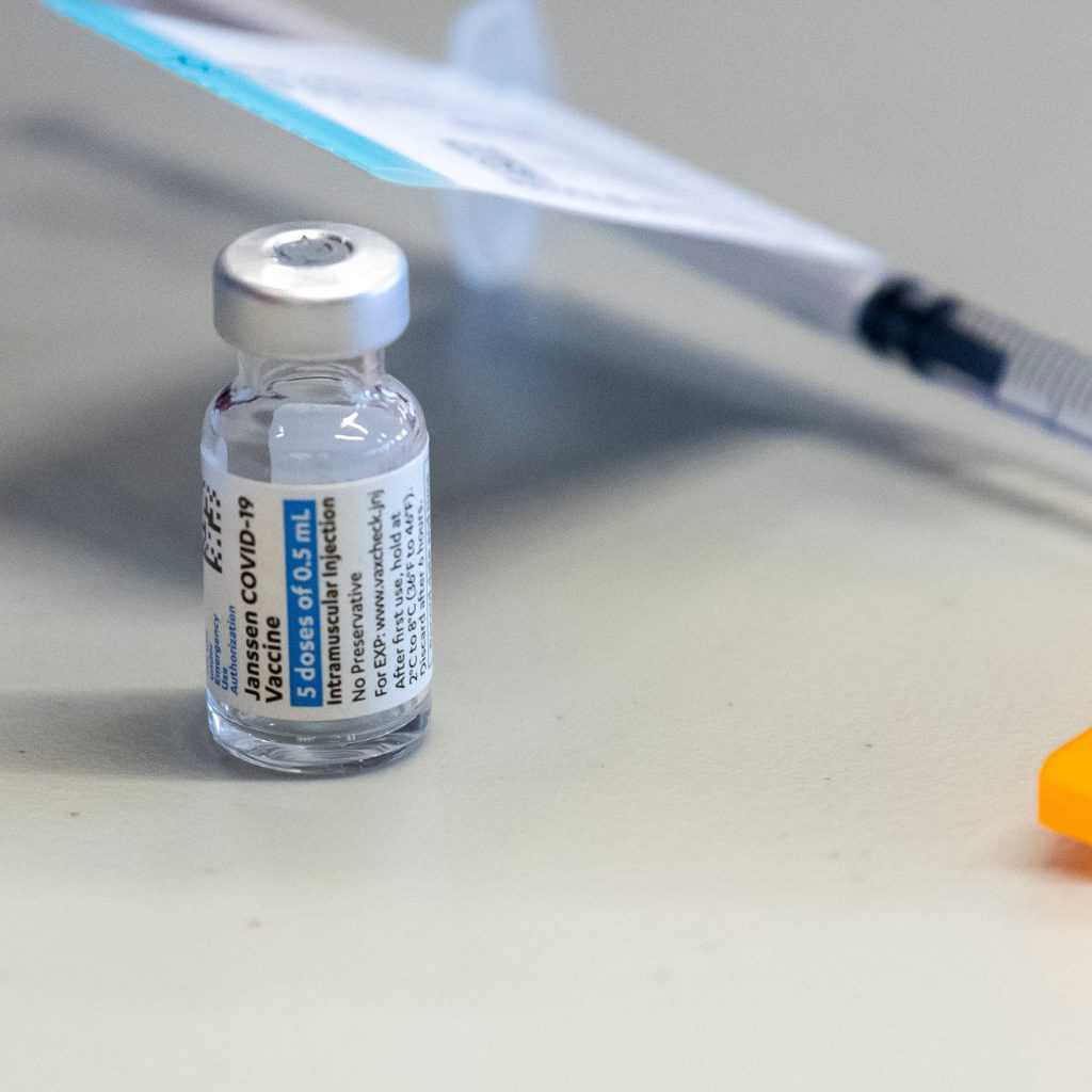 Ministério da Saúde anuncia chegada de 1,5 milhões de doses de vacina