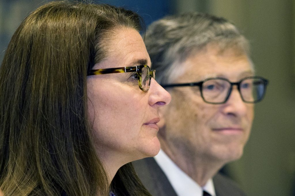 Bill Gates e Melinda French se divorciam oficialmente