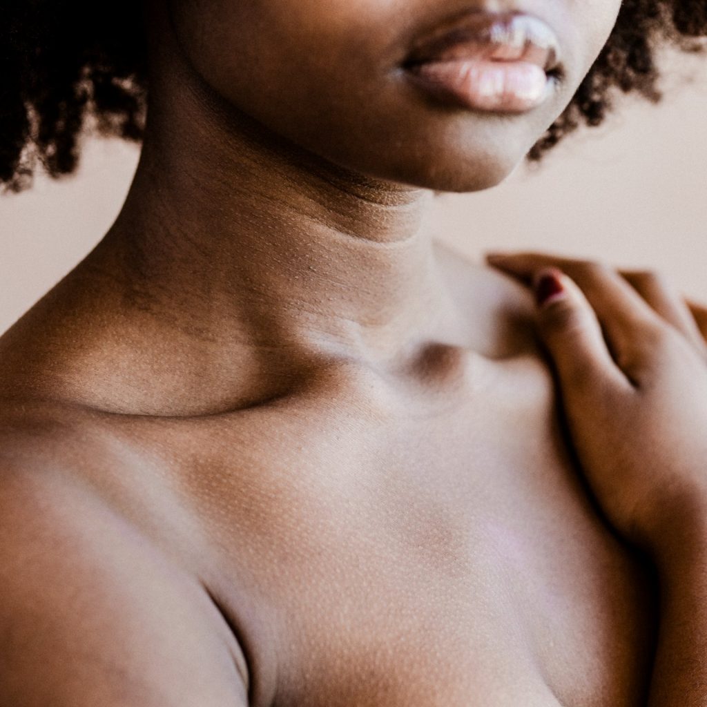 Tendência de morte por câncer de mama aumenta entre mulheres negras