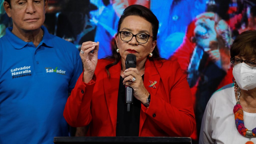 Honduras caminha para ter primeira mulher presidente com vitória de Xiomara Castro