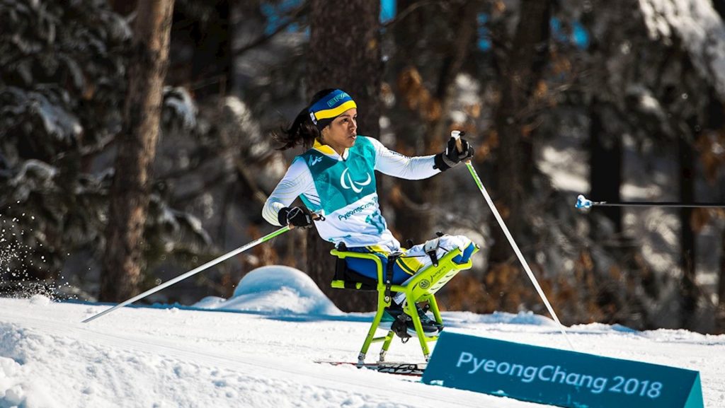 Conheça Aline Rocha, a única brasileira a disputar a Paralimpíada de Inverno