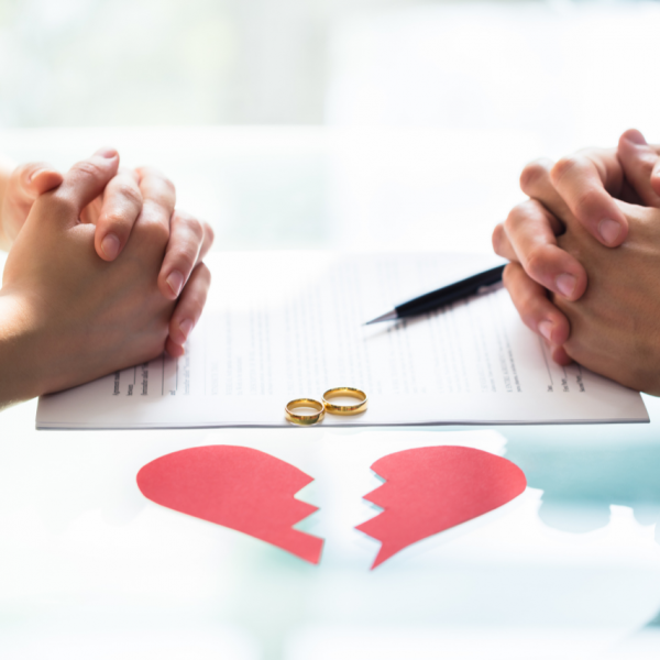 O amor pode ter acabado, ou não, e o casamento chegou a um ponto final. E agora, você sabe o que precisa fazer para se divorciar? 